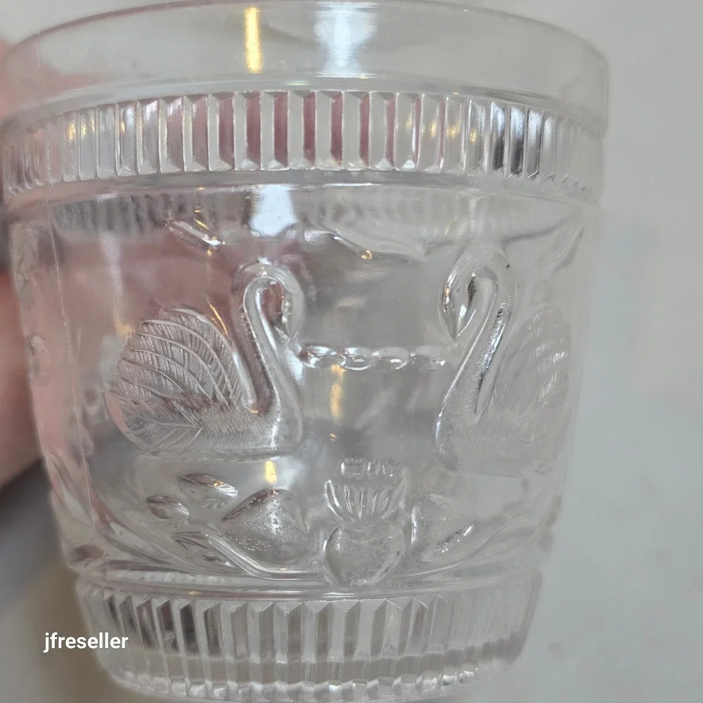 Regaline clear plastic